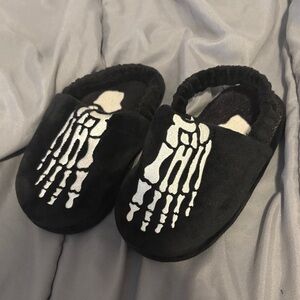 GAP Kids Skeleton Slippers - Black and White